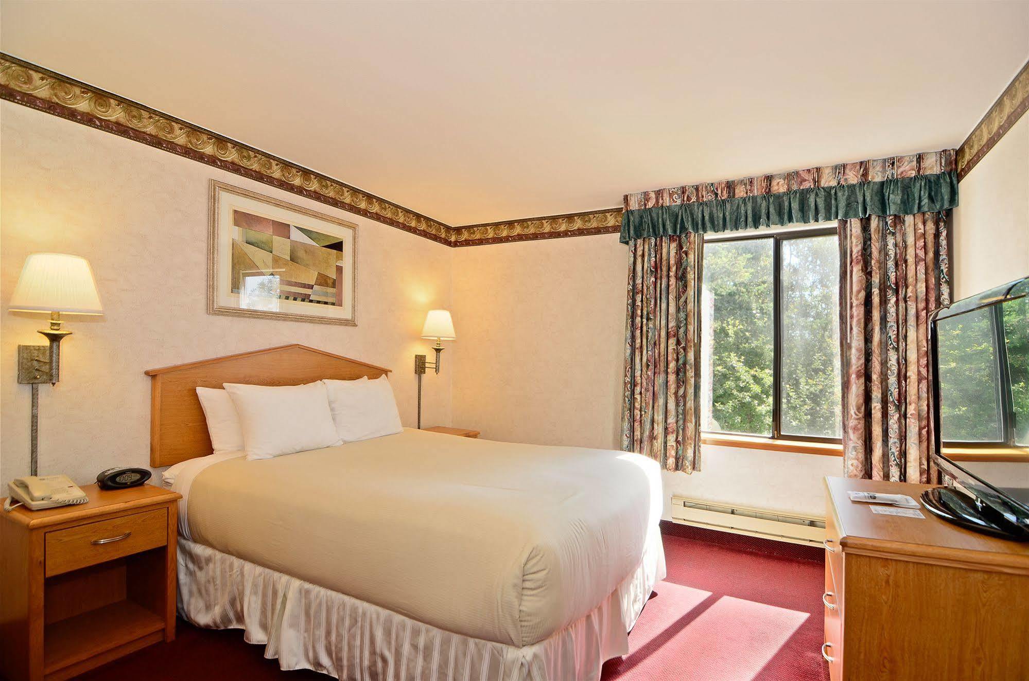 Friday Harbor Suites Exterior photo